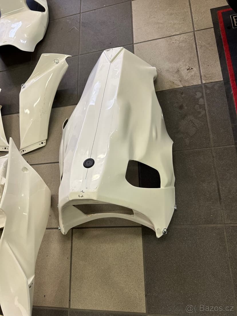 Yamaha YZF-R1 2020-2024 závodní kapoty nové