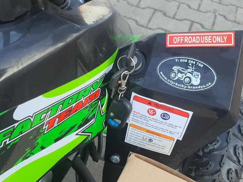 Dětská čtyřtaktní čtyřkolka ATV FactoryTeam 90ccm