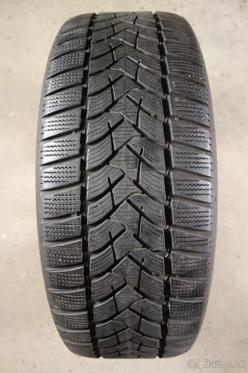 Volvo XC90, Land Rover alu kola Aluett 5x108 235/55/19 zimní