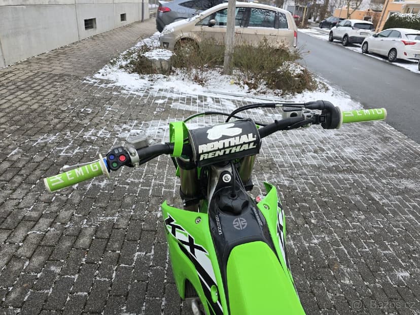 Kawasaki KX 450 (2025)