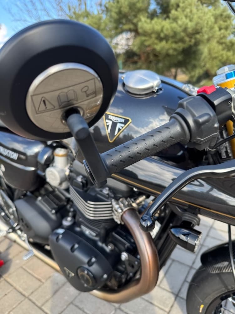 Triumph Thruxton 1200 R TFC 1maj. 1111Km