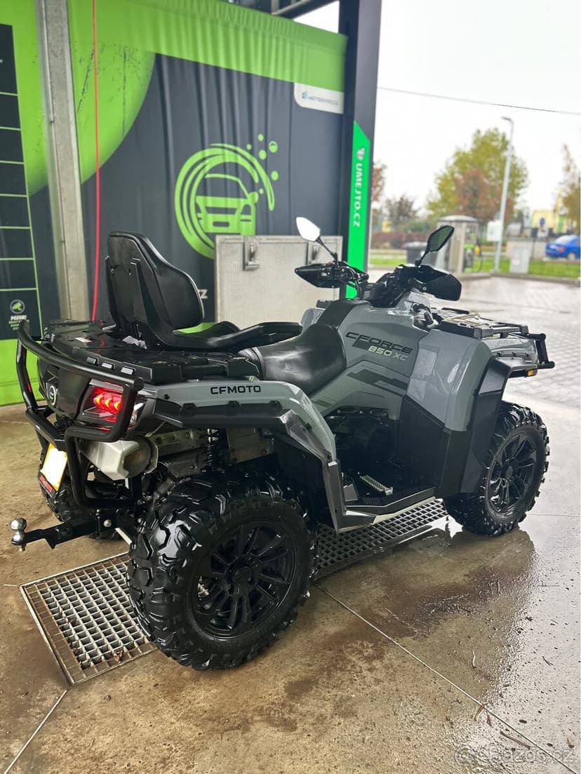 Čtyřkolka CF Moto 850XC