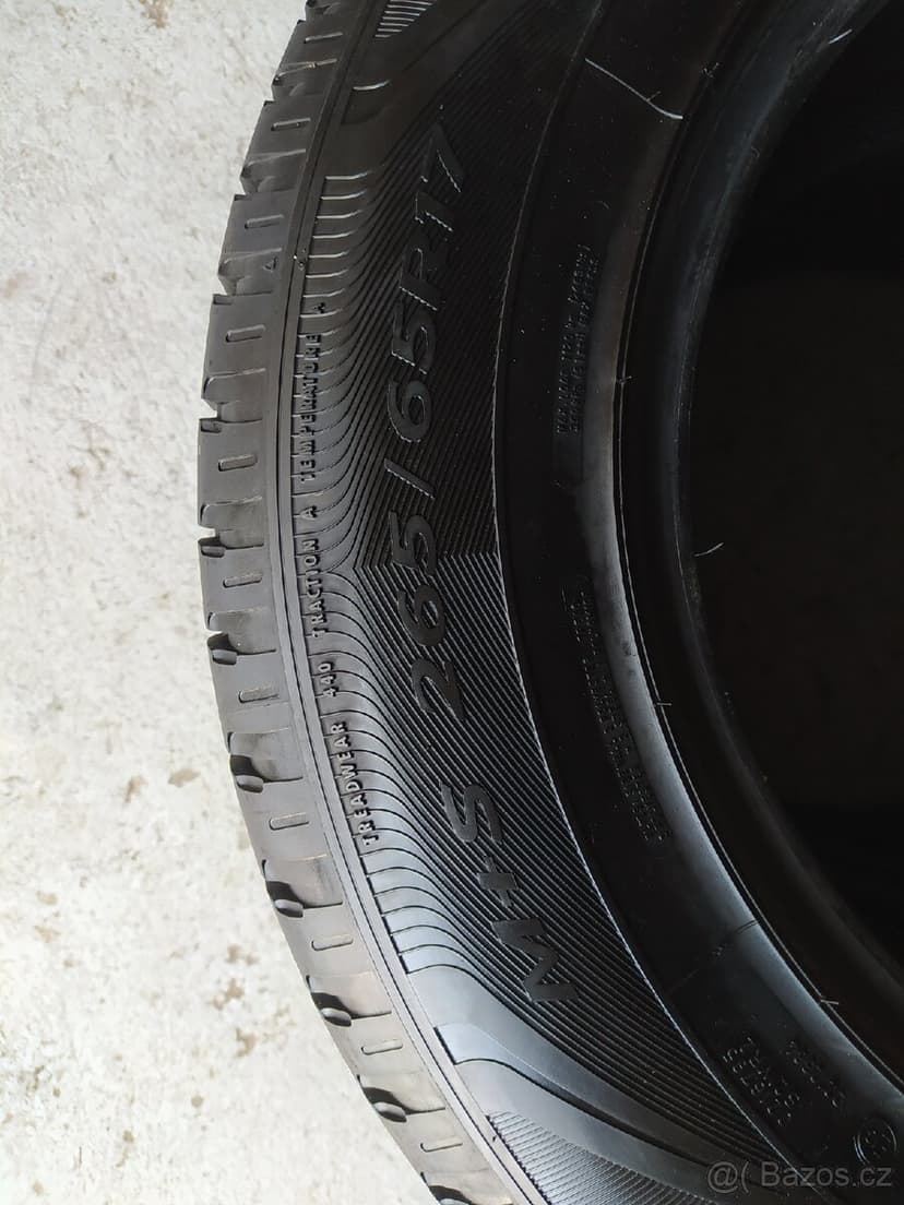 Good Year Wrangler 265/65 R17