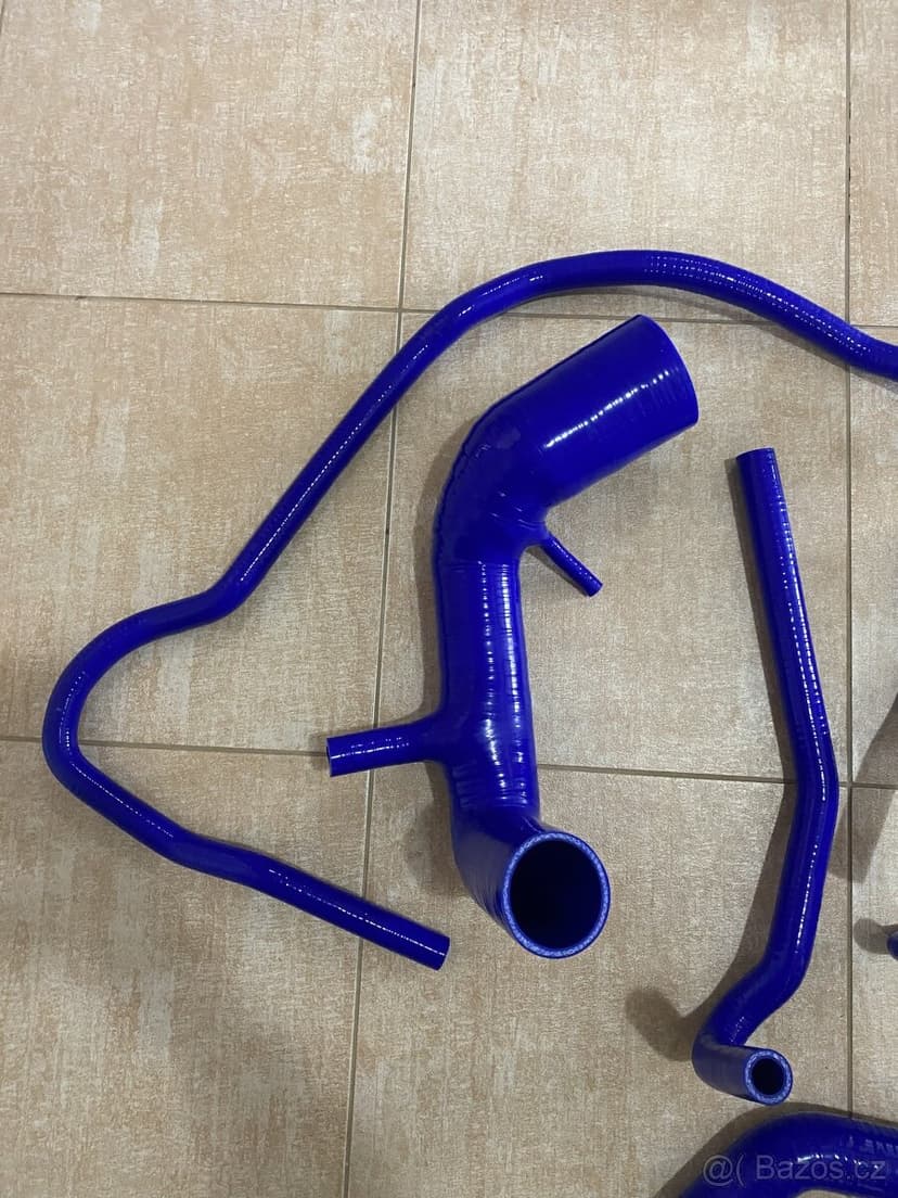 NISSAN PATROL Y61 3.0 - SILIKONOVÉ HADICE VODY + TURBA