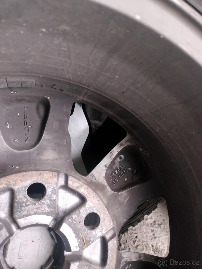 4ks alu disky orig. Fiat 6x139,7 r16 + pneu