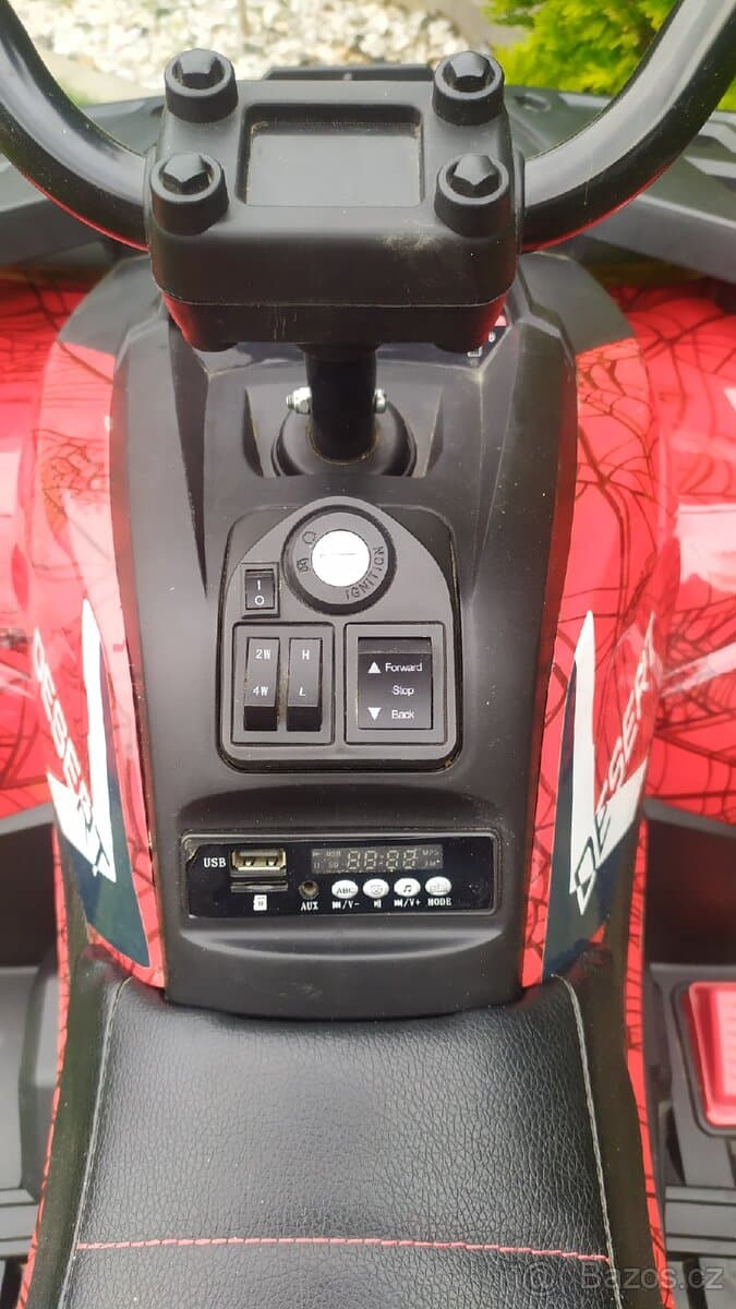 Dětská čtyřkolka