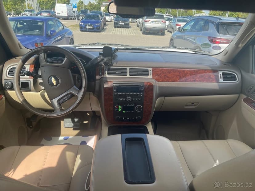 Chevrolet Tahoe  5.3 V8  R.V 2012