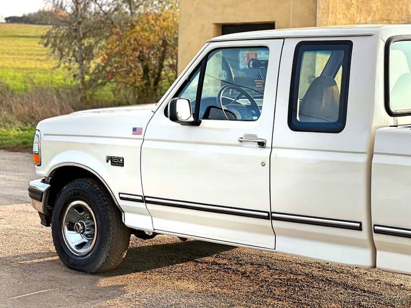 1995 Ford F-150 5.8 V8 | 4x4 | XLT | 110k mil