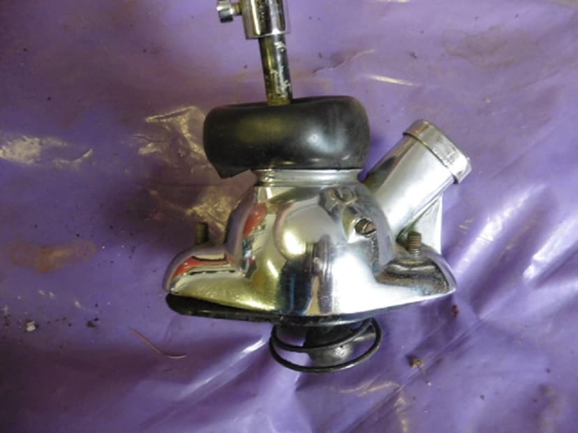 VW Brouk - uzamykatelná řadící páka