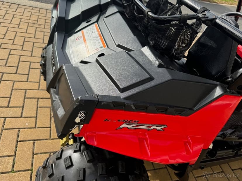 Čtyřkolka Polaris RZR 170