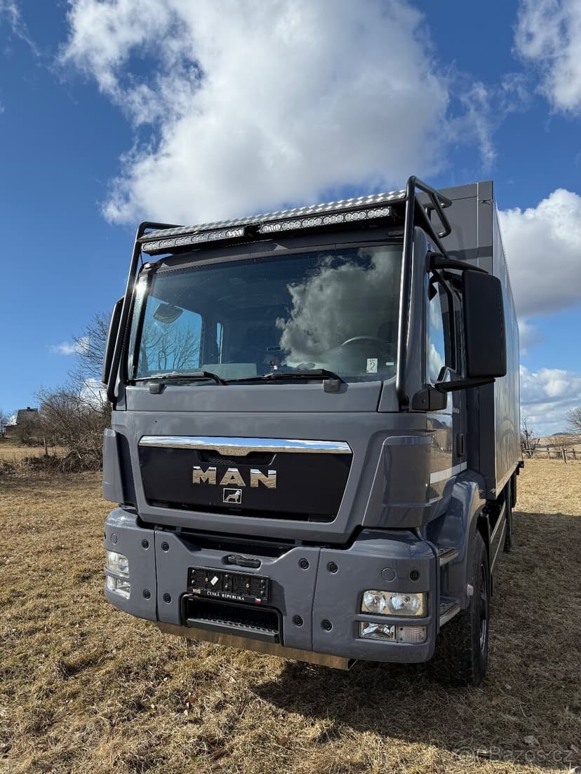 MAN TGS 4x4 servisní kamion pro Rally/Dakar nebo Expediční