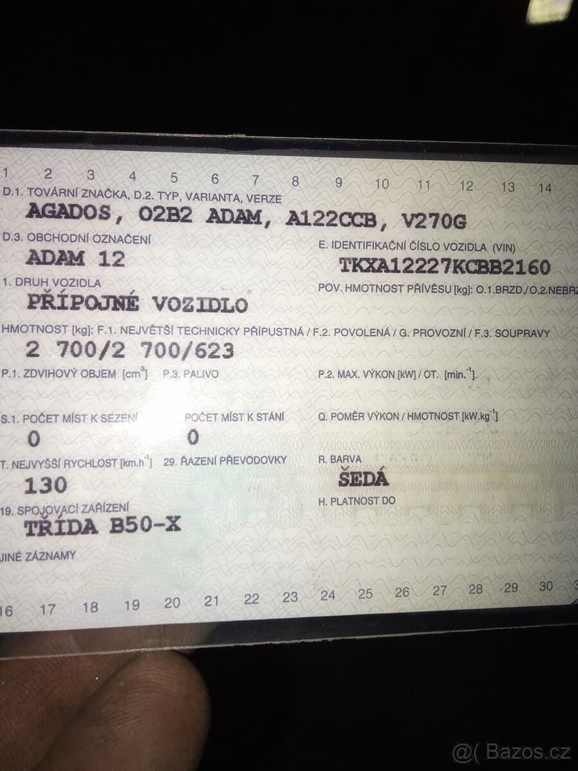 Autoprepravnik kára na auta Agados Adam