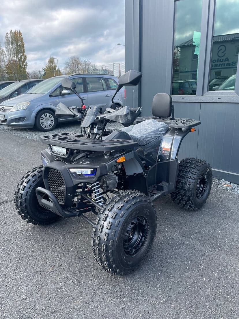 Dětská čtyřkolka Piranha Veyron 125cc Carbon model 2026