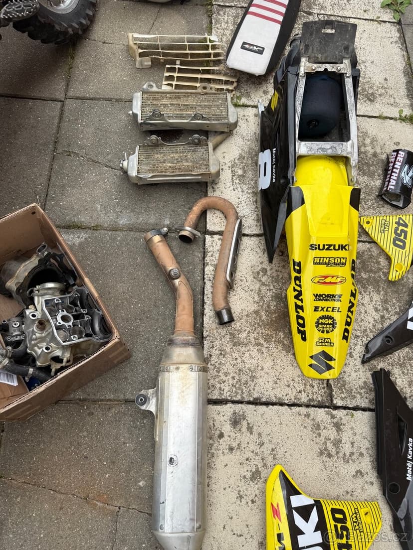 suzuki rmz 450 2014 Nahradní díly