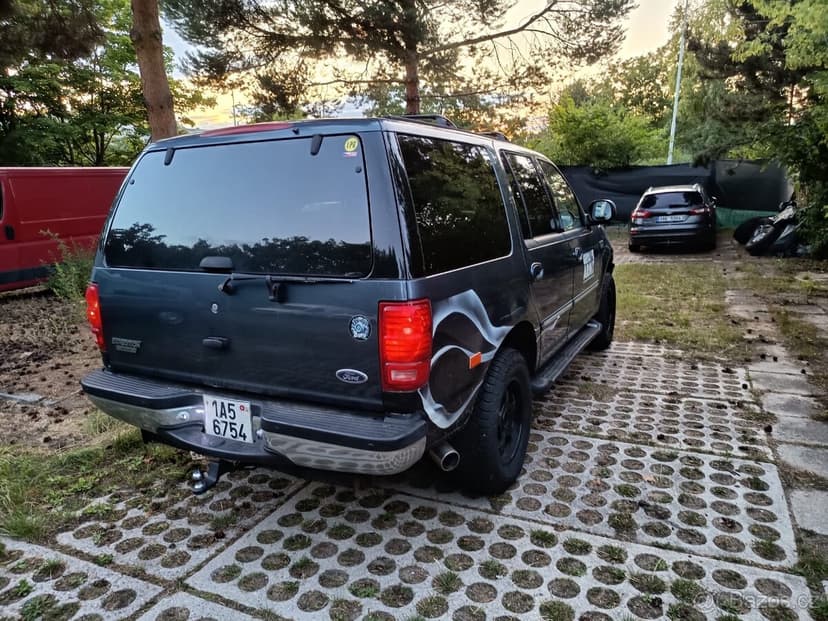 Prodám nebo vyměním Ford expedition