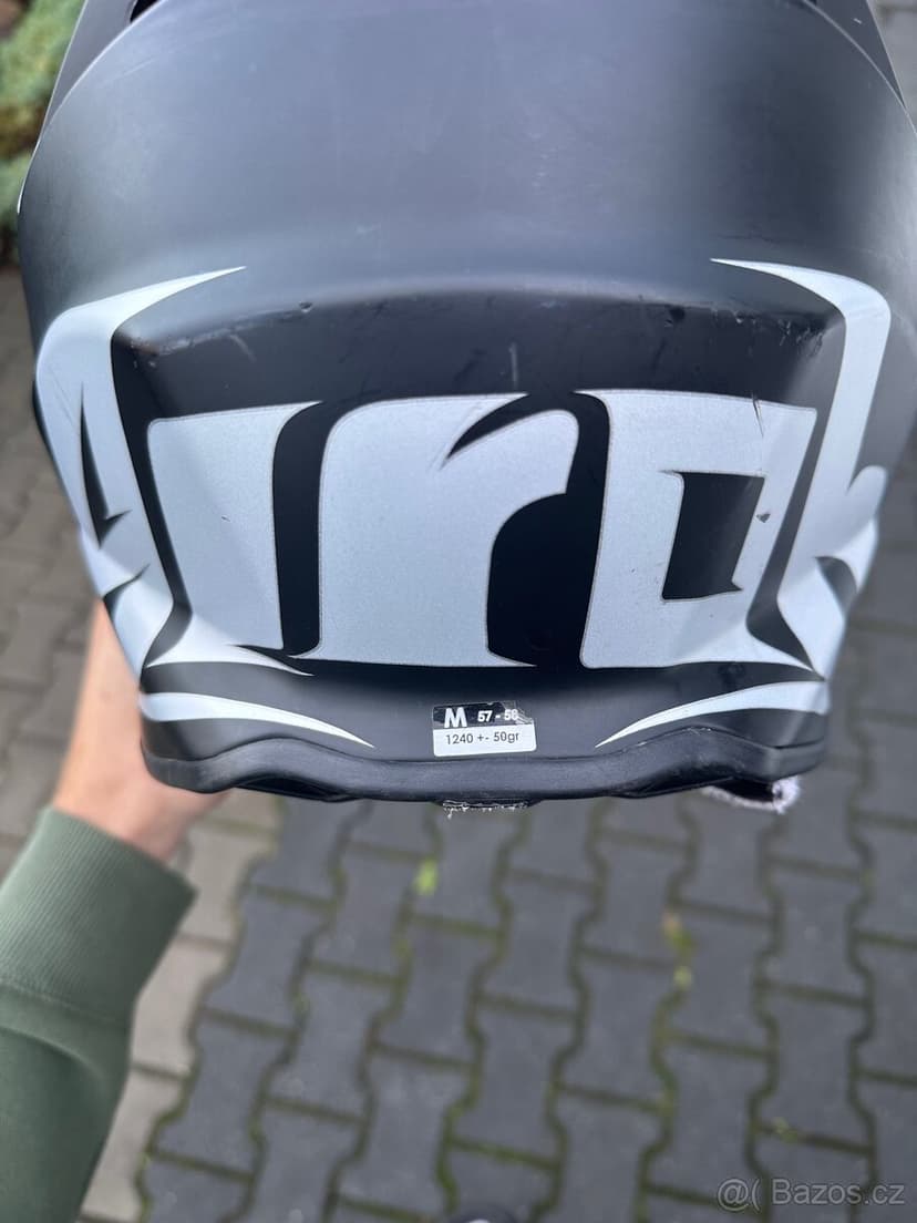 Airoh twist 2.0 helma