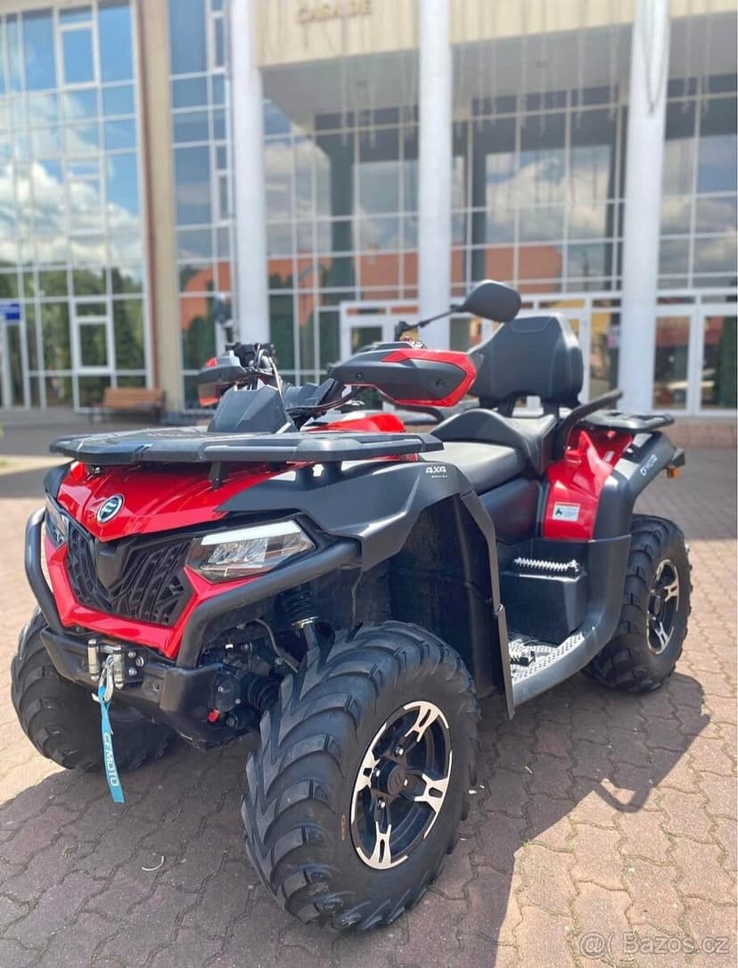 Čtyřkolku CF MOTO 625L