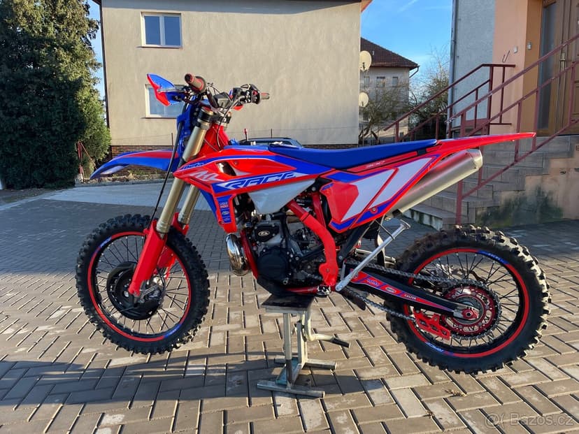 Beta RR 300 RACE MY25