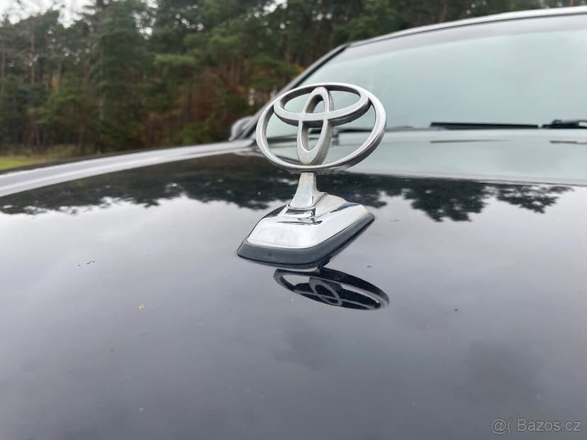 Toyota Land Cruiser 120