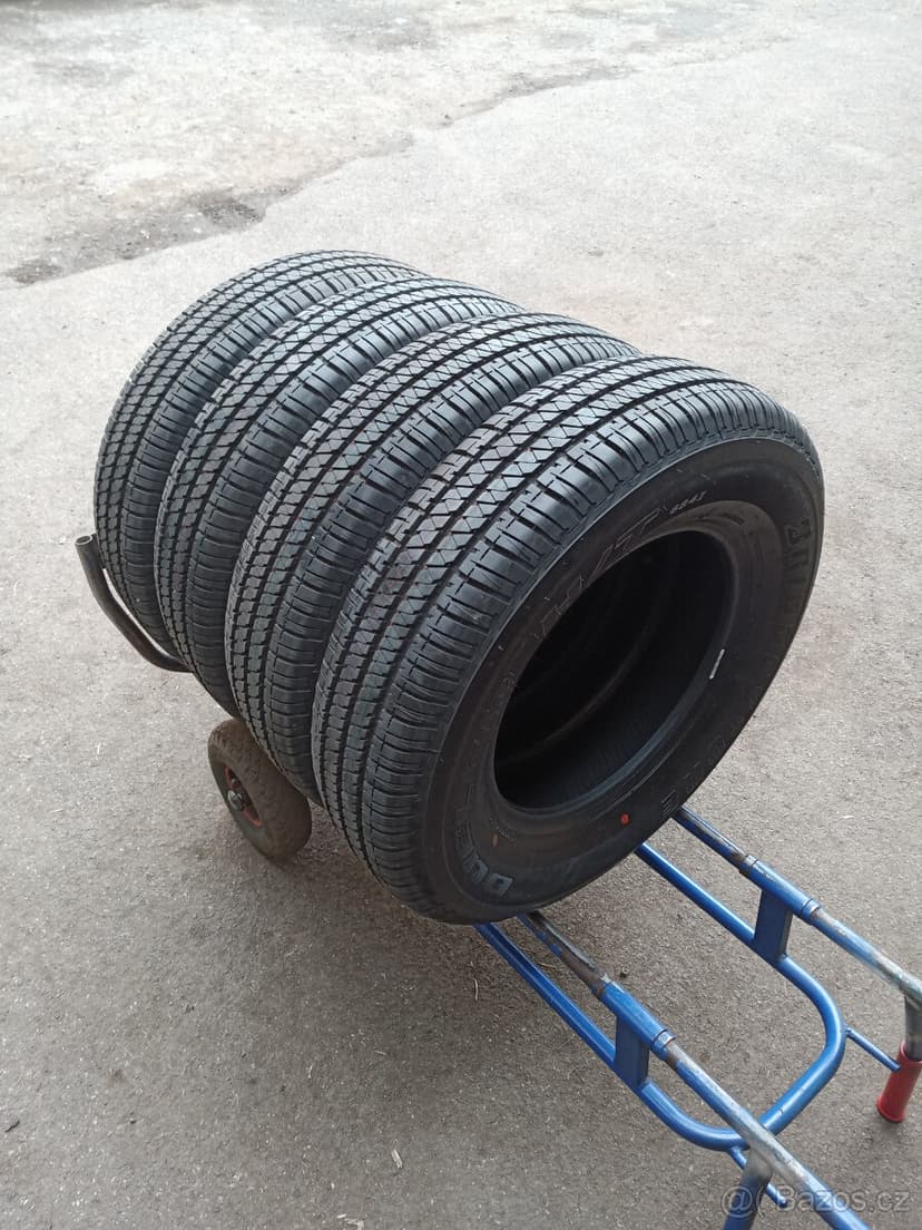 Zánovní letní pneu 195/80r15 Bridgestone
