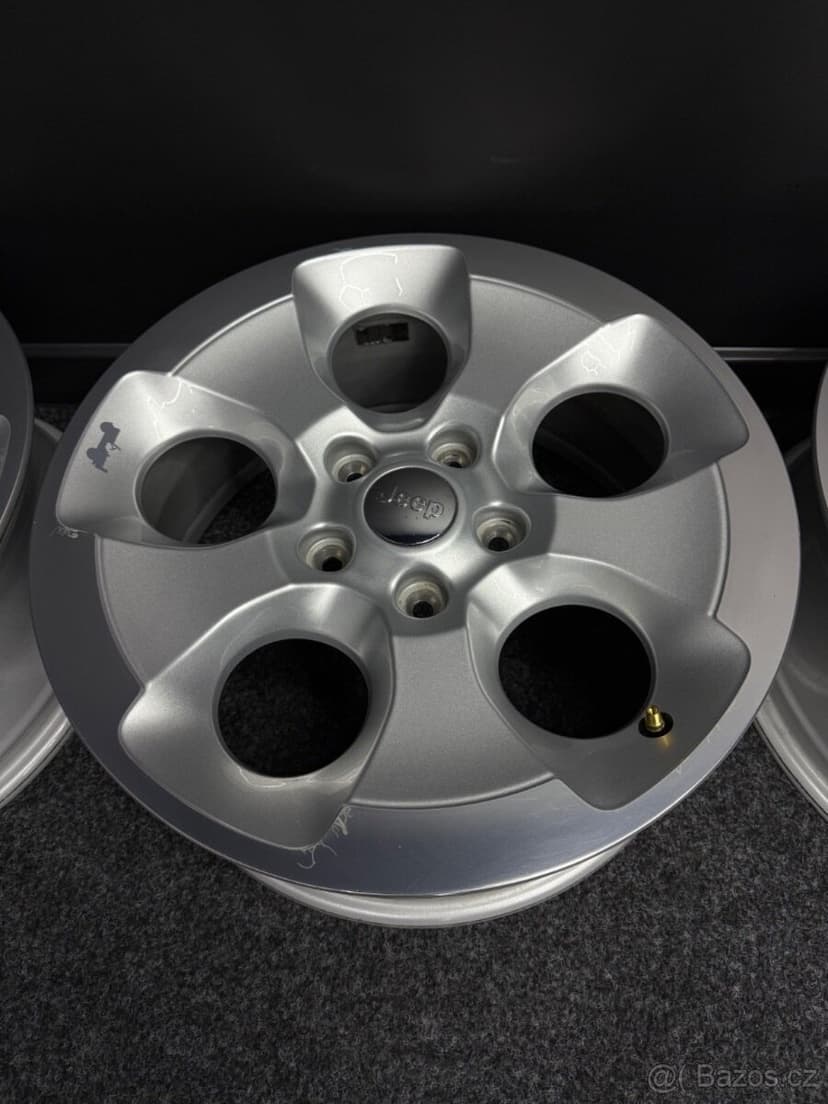 Alu JEEP WRANGLER 5x127 18” 7.5j et44.45