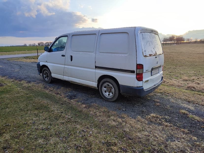 Toyota Hiace 2.5D4D 86kW 4x4