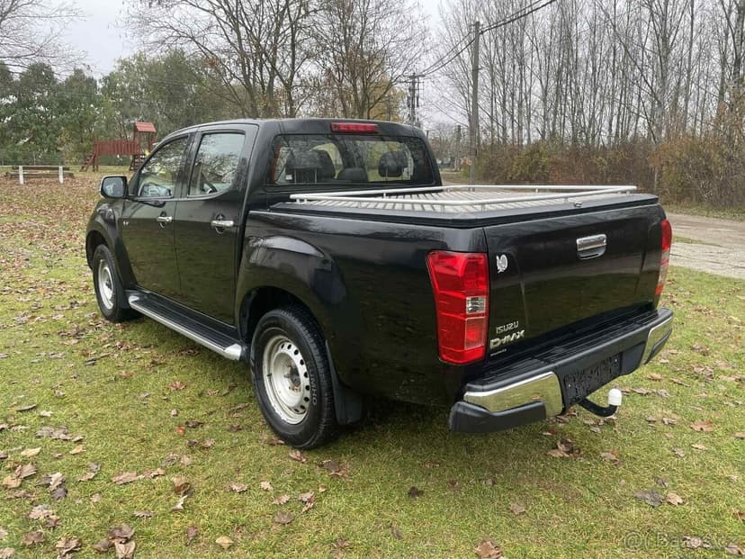 Isuzu D-max Double Cab Custom 4WD A/T