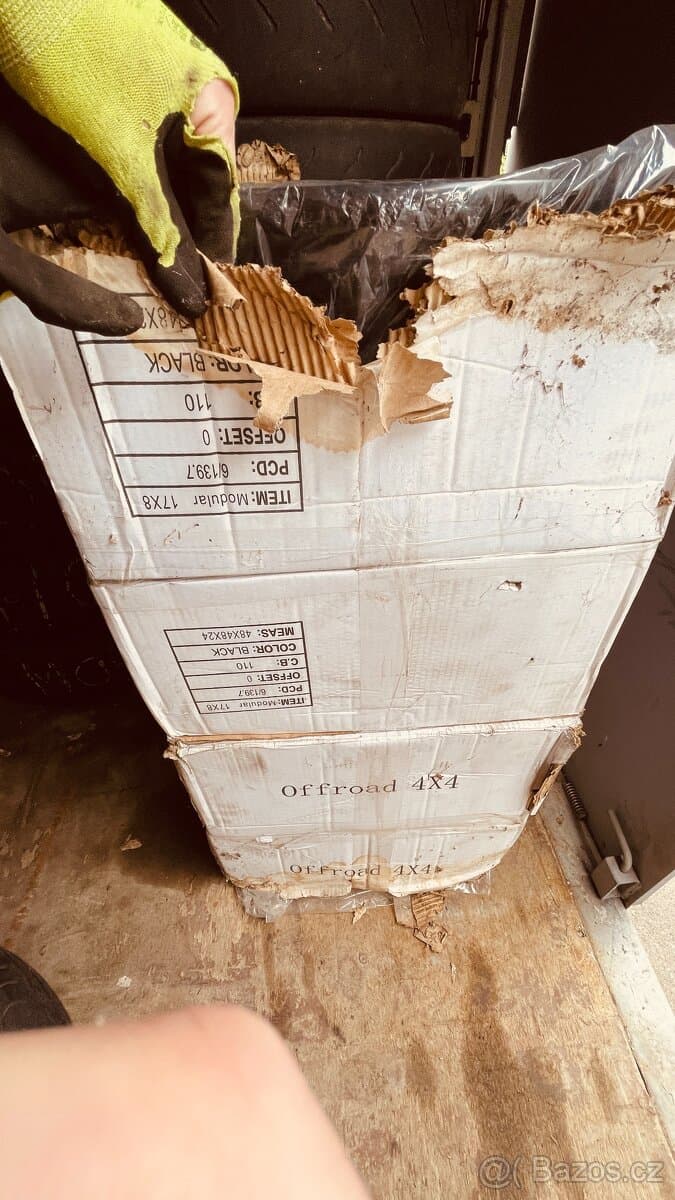 Nové nikdy nejeté disky King Black Modular - 17x8 6x139,7