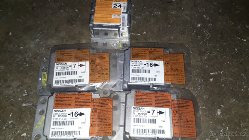 Jednotka motoru,pojistkovka Nissan Navara Nissan Pathfinder