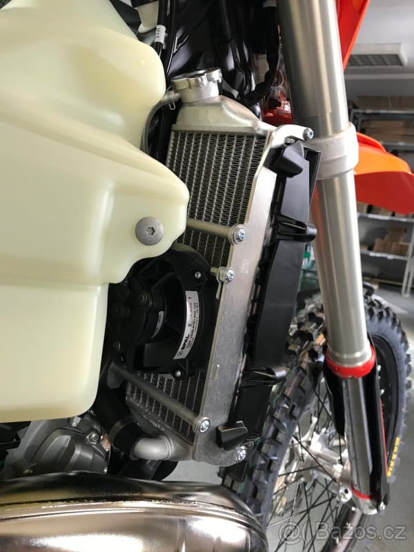 KTM, Husqvarna, Sherco, Gas Gas, Beta, Yama Výztuhy chladiče