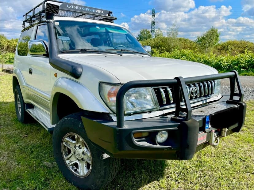 Toyota Land Cruiser J9 KZJ 90