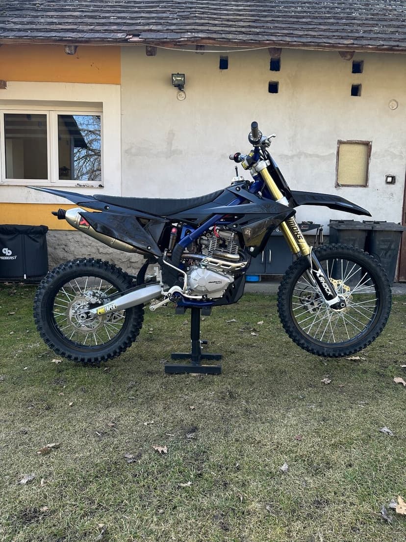 Mikilon 300 ML klon Suzuki RMZ