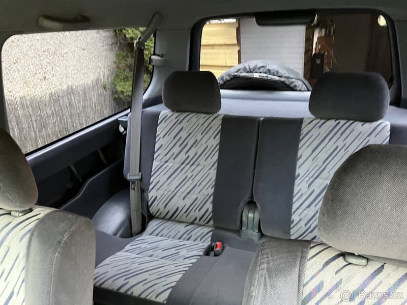 Toyota Land Cruiser J90