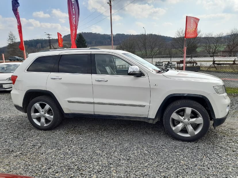 Jeep Grand Cherokee Overland 5.7 8V Hemi