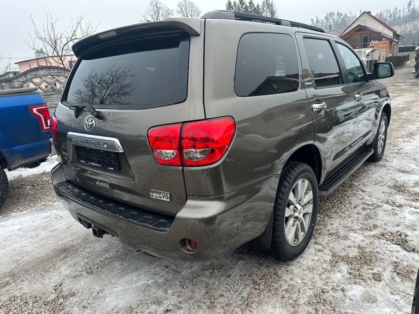 2014 Toyota Sequoia Limited 5,7 V8 4x4 8-miestna