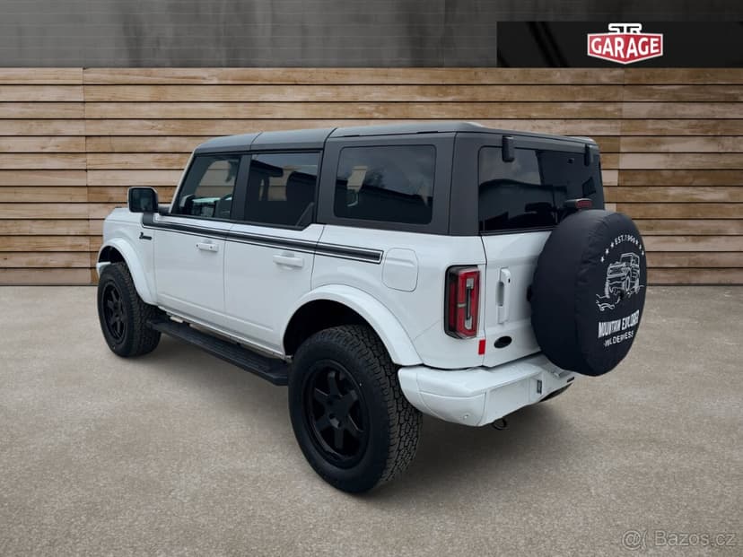 BRONCO WHITE BY STR GARAGE