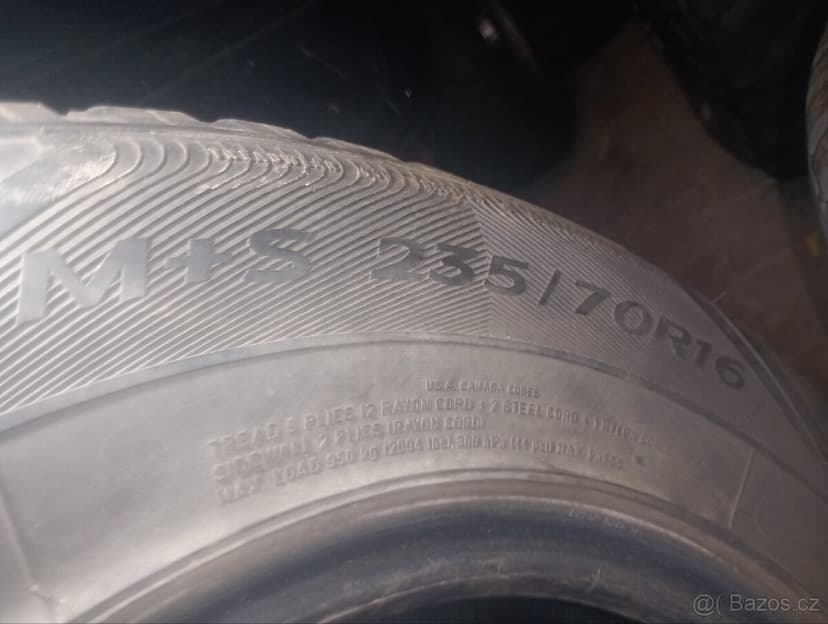 Good Year Wrangler HP 235/70 R16 106h