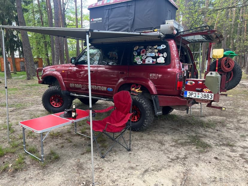 Toyota and Cruiser HDJ 80 Expediční