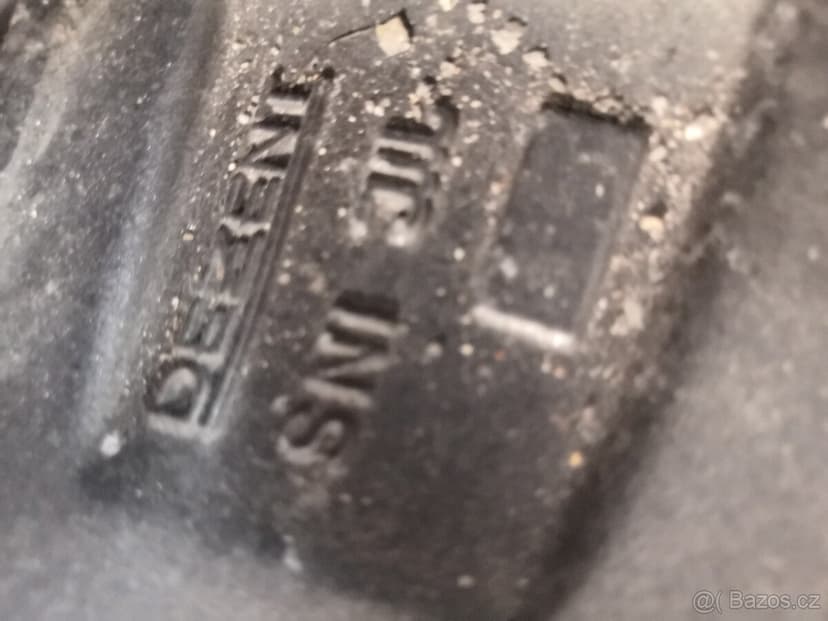 Dezent 7.5x17 5x108 ET40