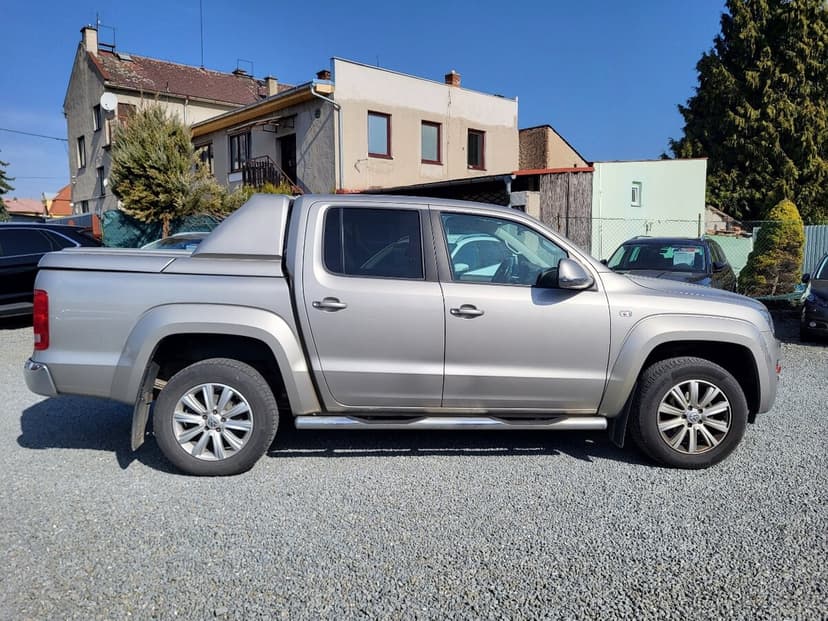 VW Amarok 2.0 TDi 120kW 4x4 DoubleCAB 5-míst - ČR - 2.majit.