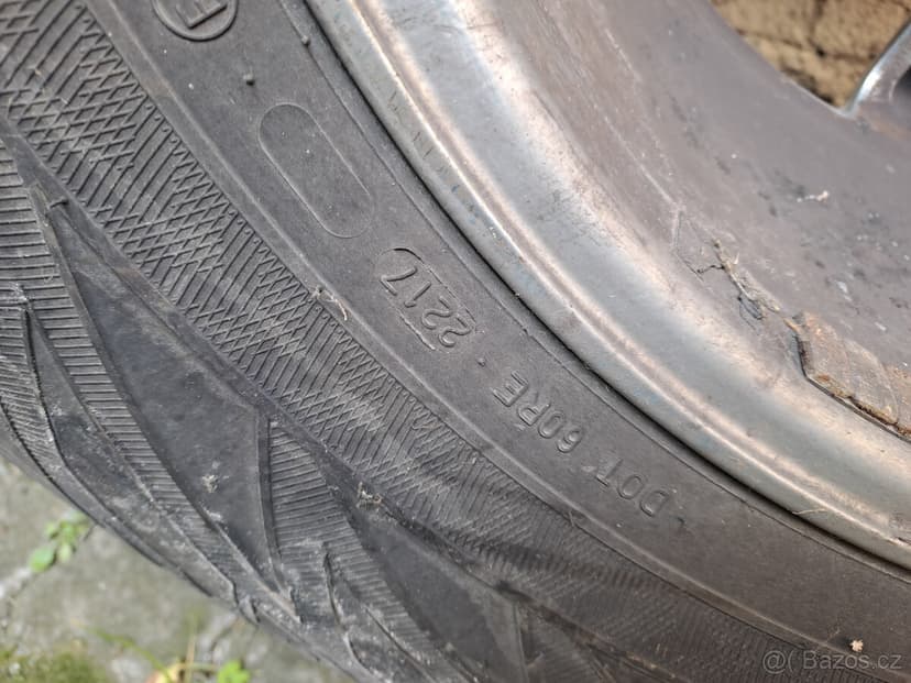 P: Alu disky + pneu 265/70 17 LC 120 FJcruiser