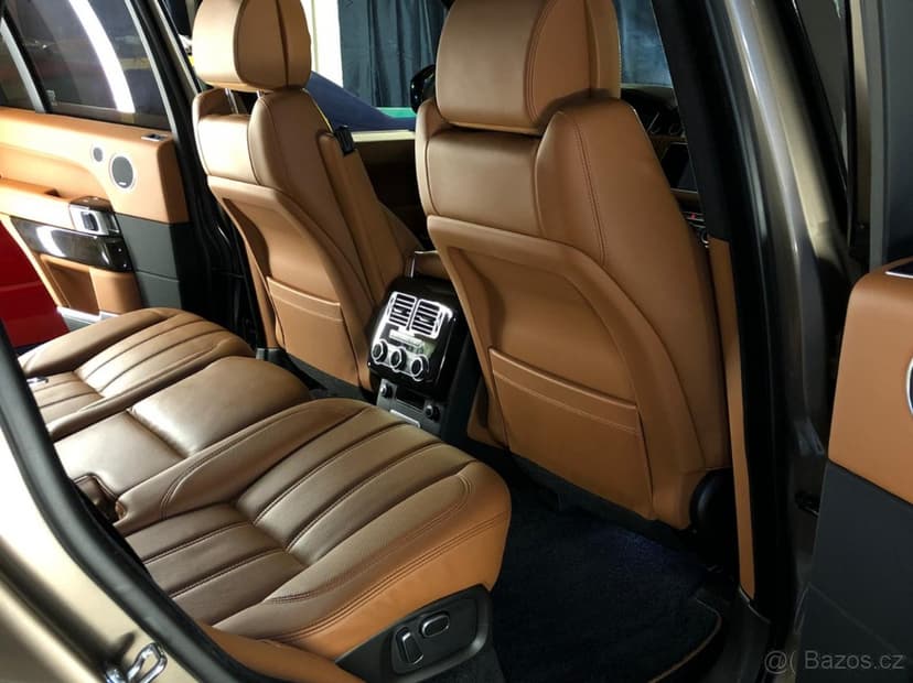 Land Rover- Range Rover autobiography 4.4