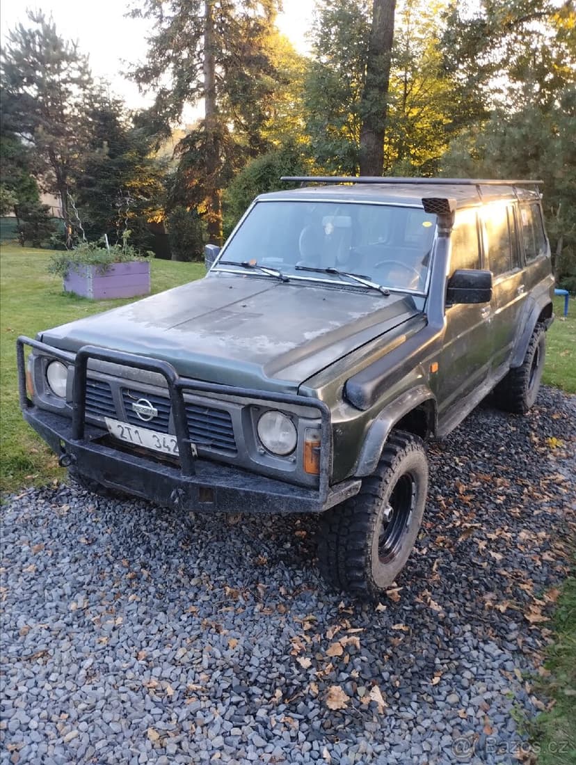 P: : Nissan Patrol GR Y60 wagon, 2,8 TD
