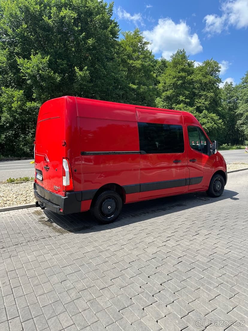 Renault Master 7 míst