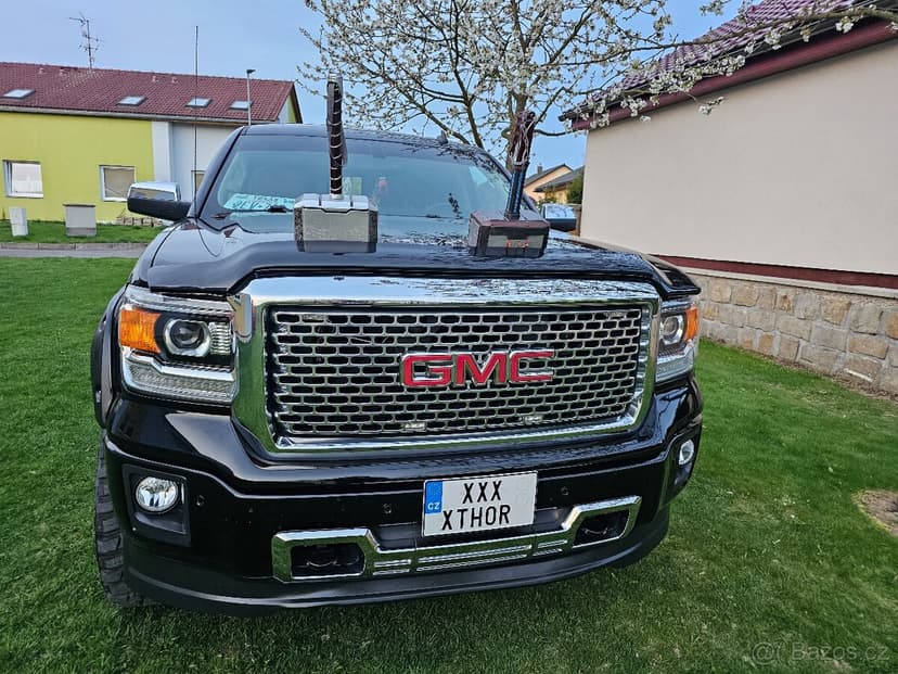 GMC Sierra, GMC Sierra 1500 DENALI