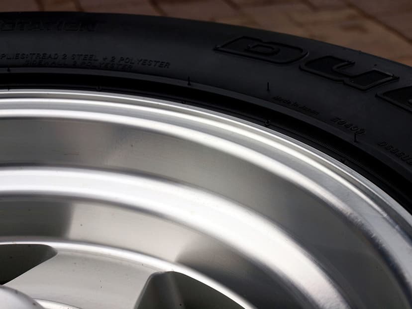 15" 6x139,7 EXCENTRIC 275/60R15 LEŠTĚNÉ CHEVY DODGE