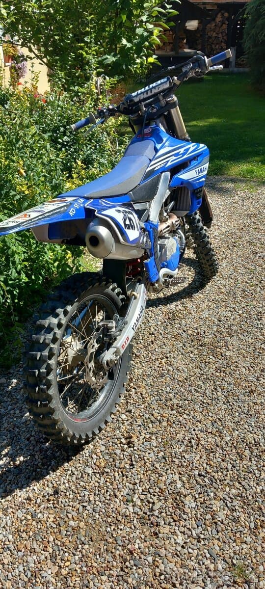YAMAHA YZ 450F