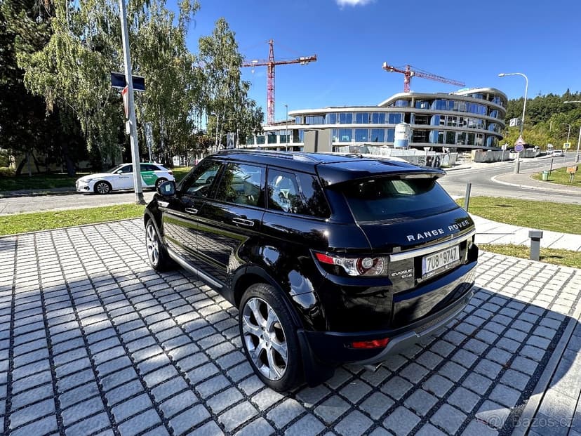 Range Rover Evoque 2,2 SD4 140kw, 144 000km, ČR, TOP stav