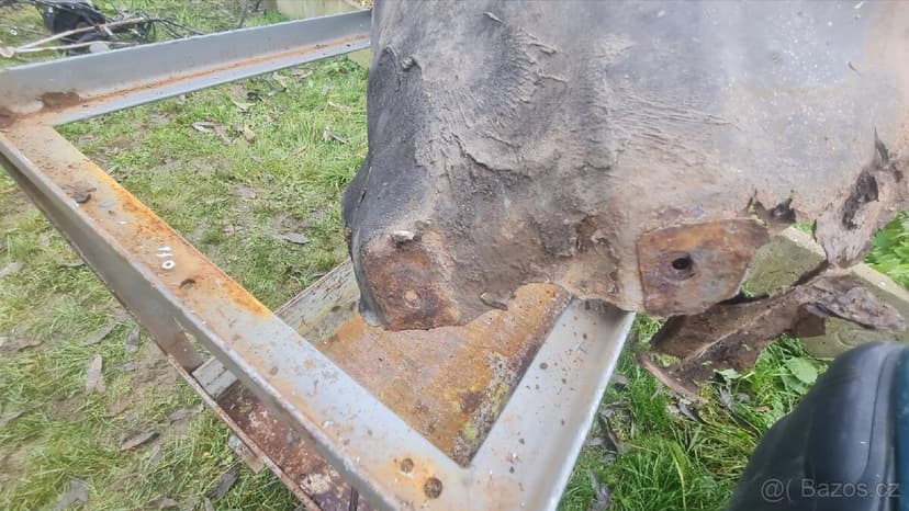 Toyota land cruiser 70,73 lj