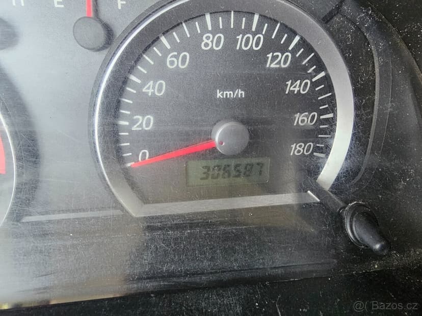 Suzuki Jimny 1.3 rok 2010